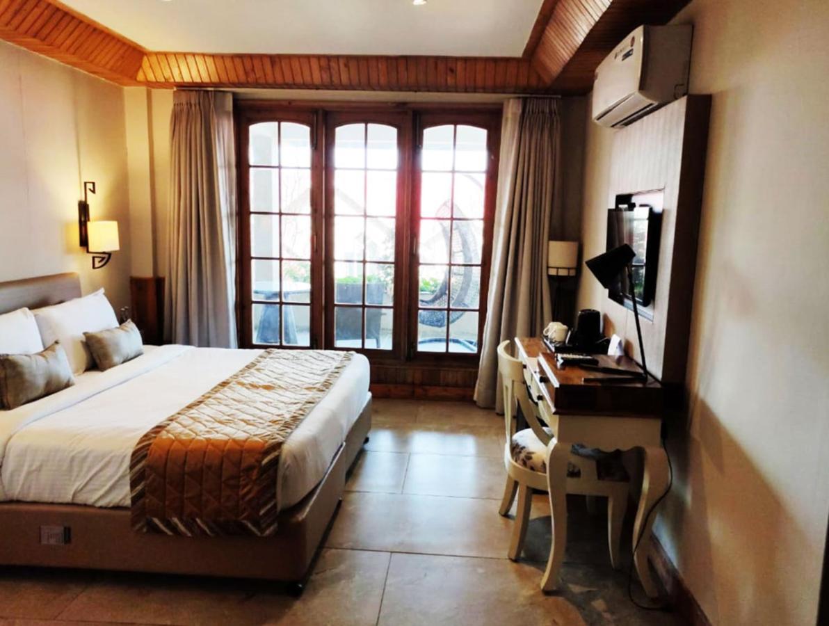 Regenta Resort & Spa Mashobra Shimla Eksteriør billede