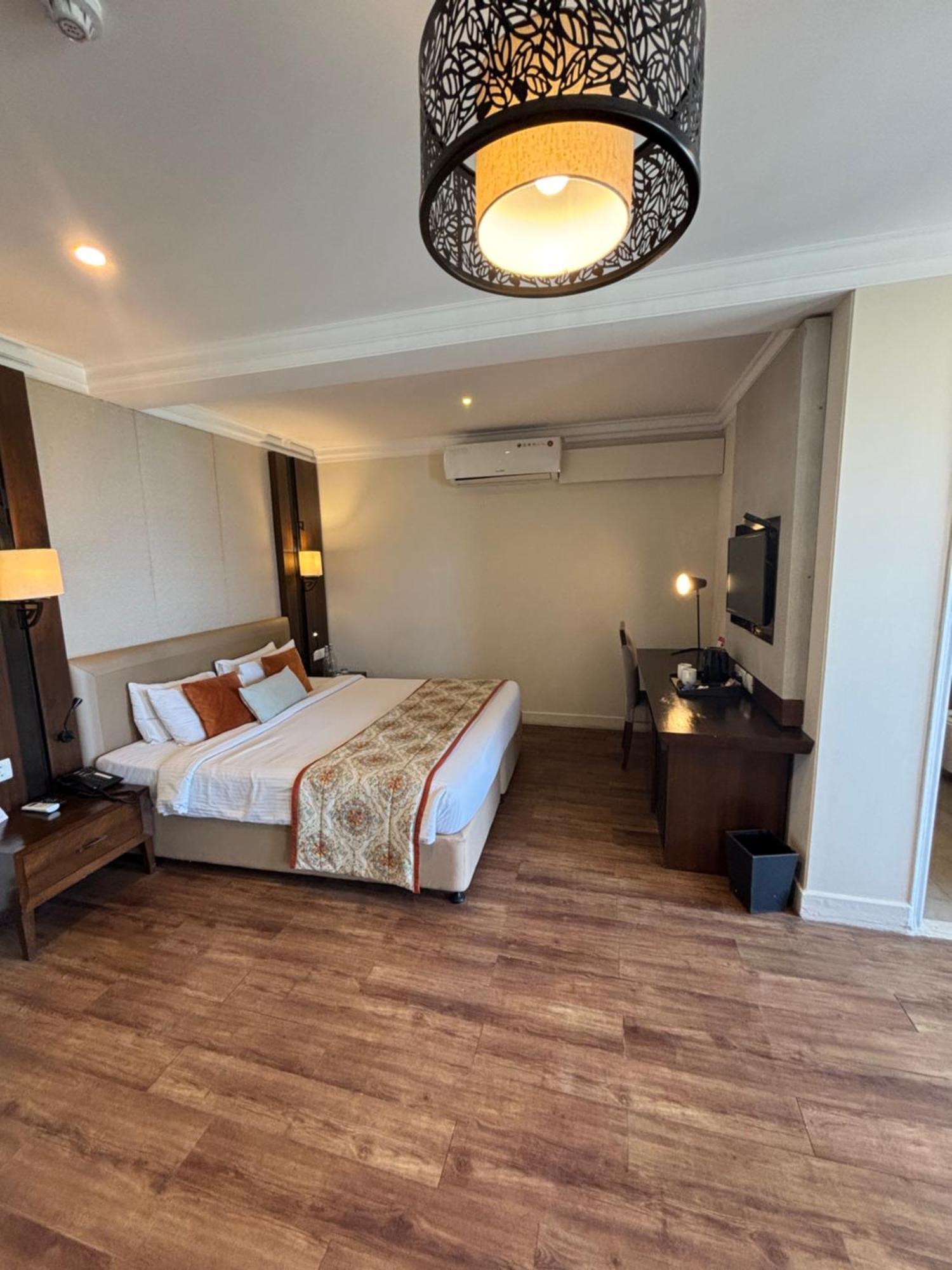 Regenta Resort & Spa Mashobra Shimla Eksteriør billede